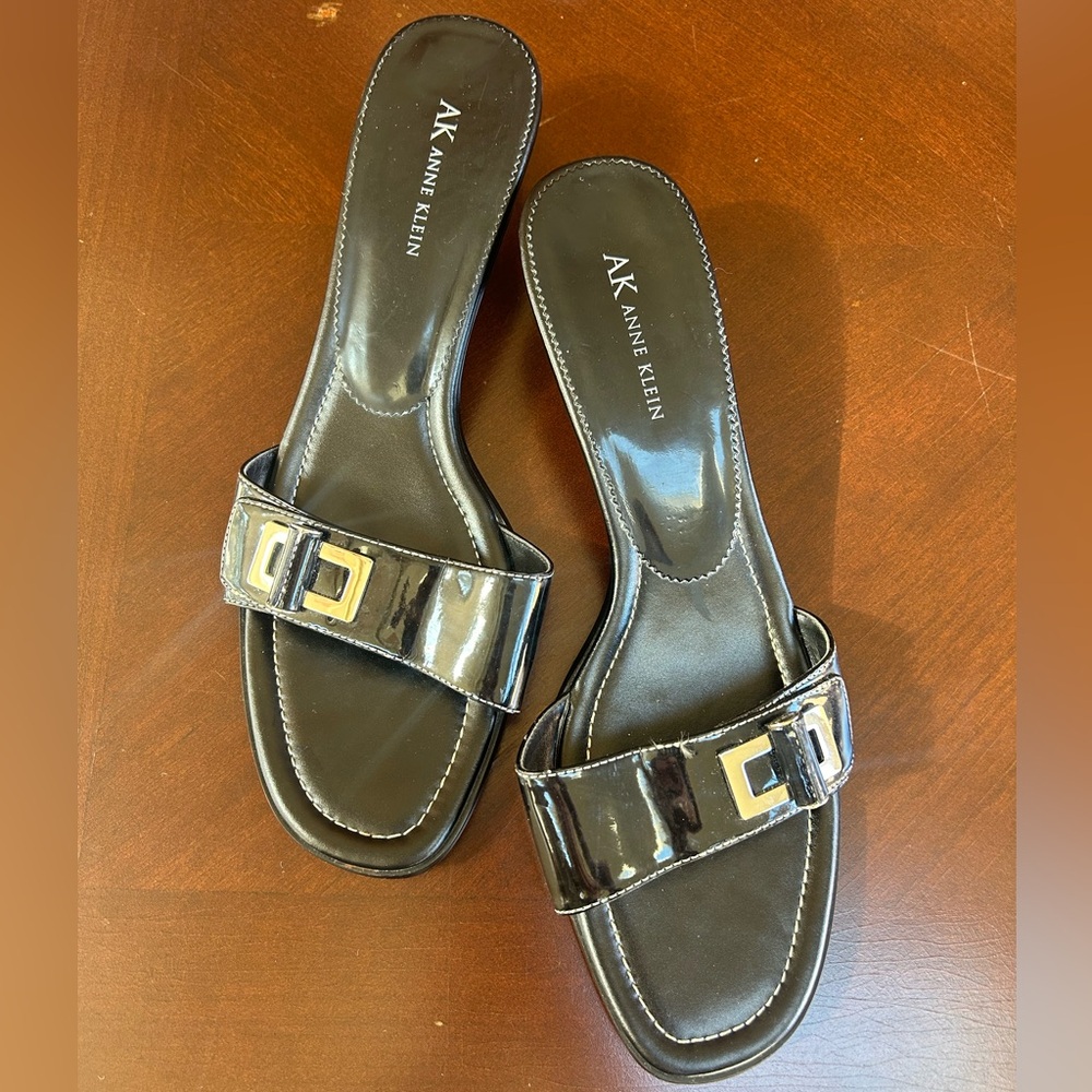 Anne Klein Black Heeled Sandal